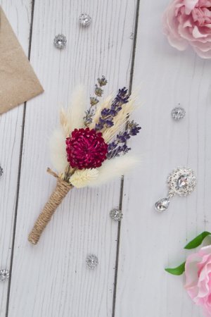 Робота Весільні бутоньєрки з сухоцвітів.  АРТ. 1115
