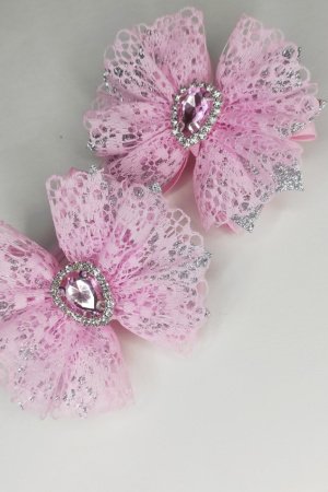 Работа Розовые бантики на резинках