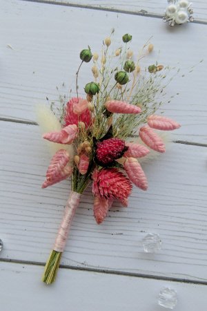 Работа Свадебная бутоньерка из сухоцветов. АРТ. 1119