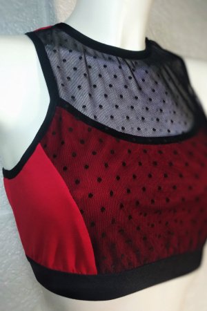 Робота Спортивний холтер бра Кармен