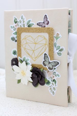 Работа Свадебный фотоальбом на 200 фото в наличии 