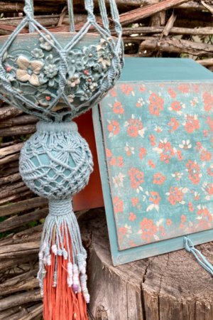 Робота Підвісні кашпо макраме з керамічним вазоном ручної роботи