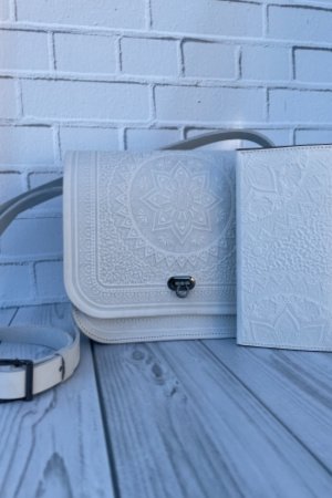 Робота Біла шкіряна сумка + шкіряний гаманець, сумка через плече,