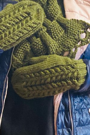 Работа снуд и варежки, комплект 