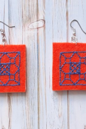 Работа Вышитые сережки "Оранж"