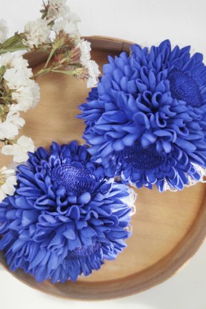 Работа заколки хризантемы