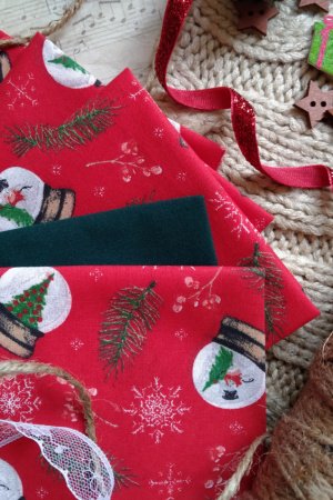 Работа Французская новогодняя бабвовна Пуля желаний на красном