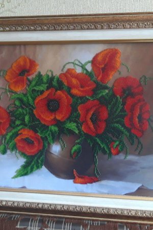 Работа Картина вышитая бисером "Букет маков"