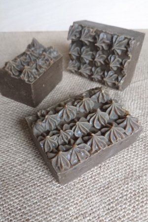 Робота Аюрведичне шампуневе мило: 4 трави та шовк