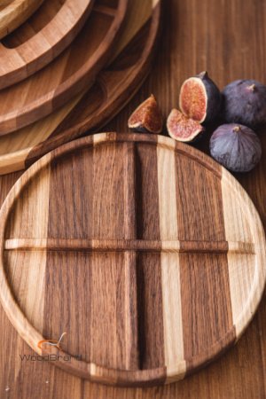 Робота Менажниця на 4 сегменти кругла