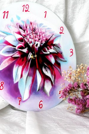 Робота Вітражний настінний годинник Жоржина