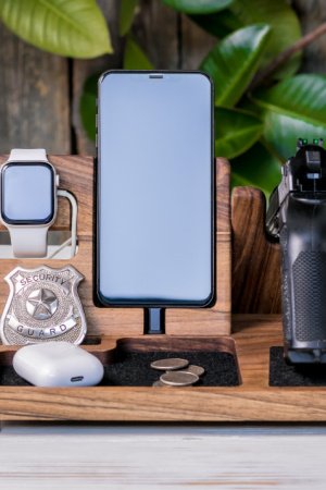 Робота Органайзер для телефона, годинника та пістолета "Police iWatch"