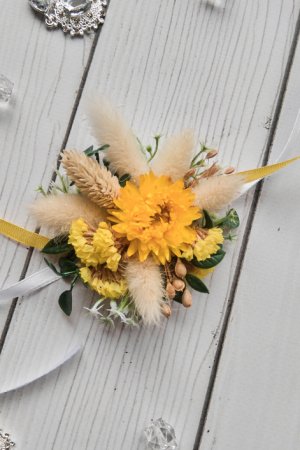 Робота Браслет бутоньєрка на руку з сухоцвітом арт. 1125