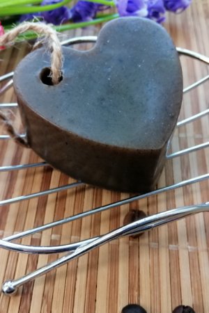 Робота Мыло-скраб з меленою кавою.