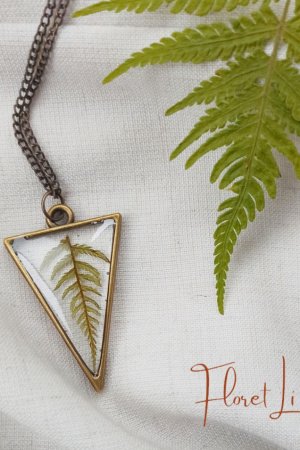 Робота Бронзовий кулон з папоротником 