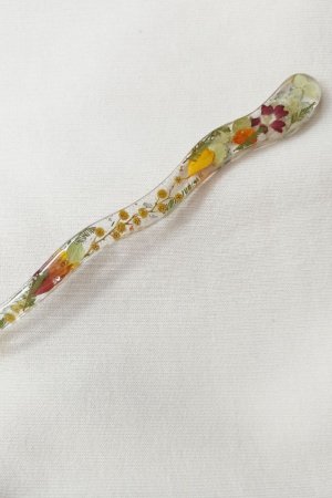 Работа Канзаши, палочка в волосы с цветами