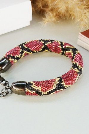Работа Браслет из самого маленького японского бисера 'Snake red'
