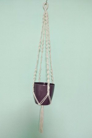 Работа Подвесные кашпо в стиле макраме