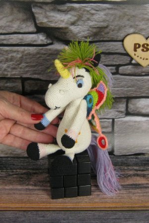 Работа Единорог вязаная крючком мягкая игрушка с крыльями бабочки 3