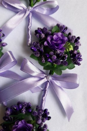 Работа Бутоньерки для дружбы/гостей (фиолет)