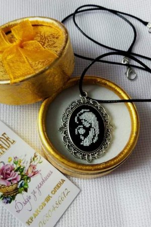 Робота Біжутерія