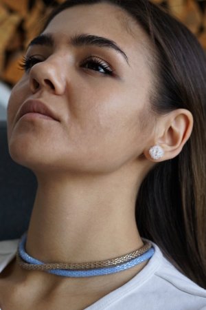 Работа Голубой жгут на шею из бисера