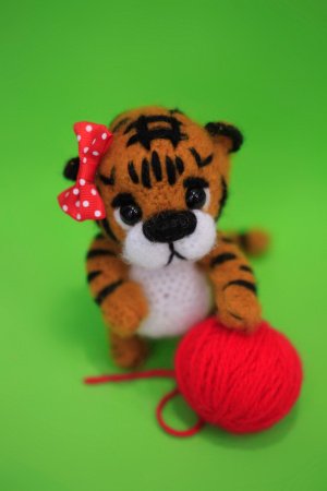 Работа Мастер-класс по вязанию тигренка