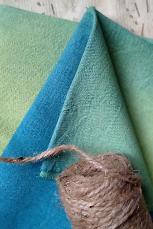 Робота Двоколірна тканина ручного фарбування зелено-синя