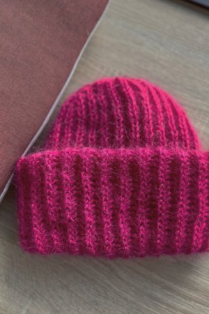 Работа Шапка вязаная/ мохер