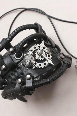 Робота шкіряний браслет 77 кулончик у подарунок