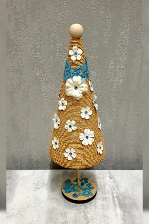 Работа Ёлочка с цветами