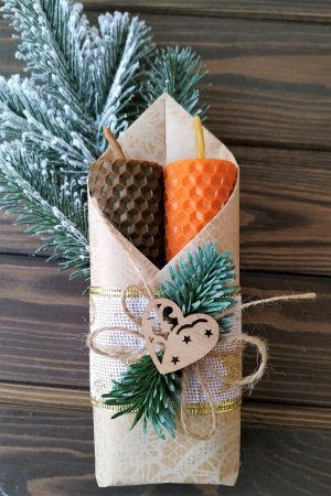 Робота НАБІР СВІЧОК ІЗ НАТУРАЛЬНОЇ ВОЩИНИ 2ШТ (03)