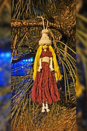 Работа Девочка макраме