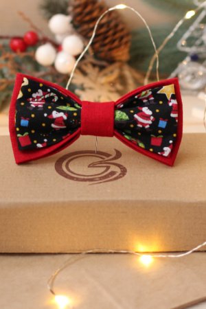 Робота Метелик новорічний "Маленькі Санта на чорному"