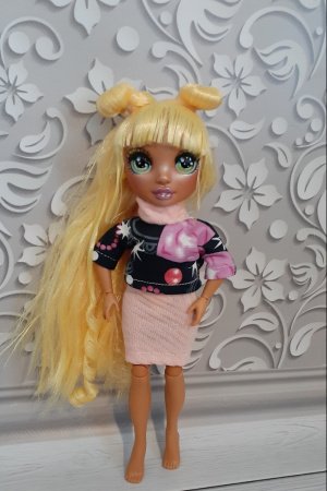 Работа Одежда для кукол RAINBOW. Свитер и юбка. 