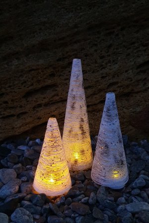 Робота Новорічні декор (світильники, свічники)