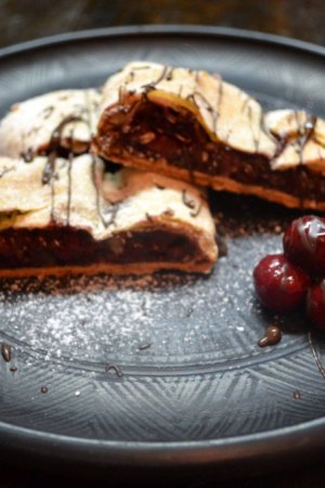 Робота Чорнодимлена тарілка