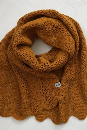 Работа Палантин для девочек