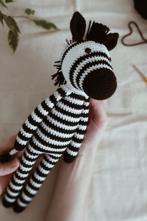 Робота Іграшка  Зебра