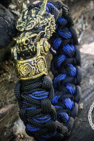 Работа Браслет из паракорда "Дракон", черно-синий