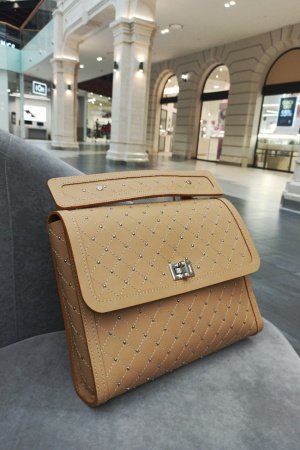 Робота Жіноча шкіряна сумка "мілі беж"