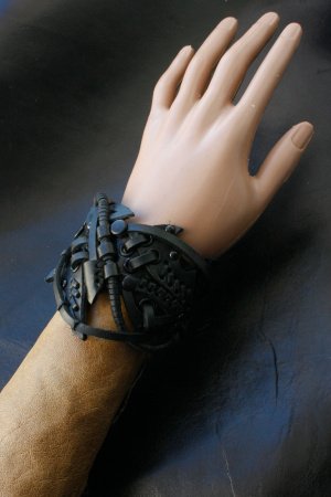 Работа кожаный браслет стимпанк готический стиль  61
