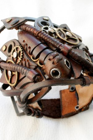 Работа кожаный браслет стимпанк готический стиль  58