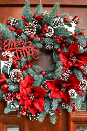 Работа Интерьерный венок  РІЗДВЯНИЙ ВІНОК Пуансеттия 