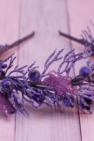 Работа Обруч ободок сиренево-фиолетовый со звездочками 