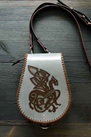 Работа Сумка с Грифоном