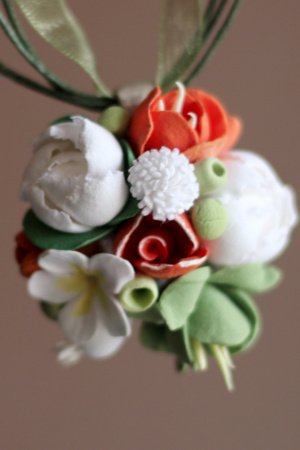 Робота Кулон із квітами ручної роботи "апельсинова свіжість"