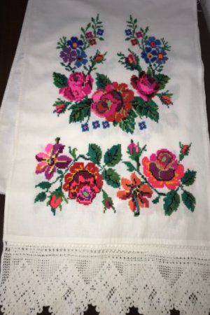 Работа Полотенце вышитое