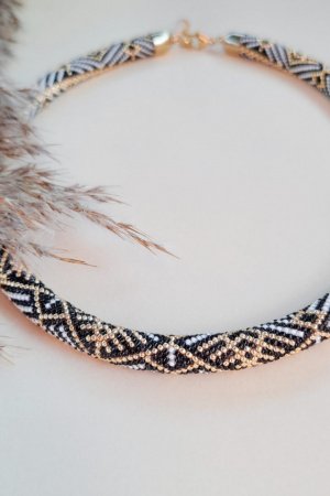 Работа Жгут 'Crystal' из японского бисера Toho