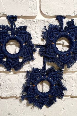 Робота Сніжинки макраме індиго